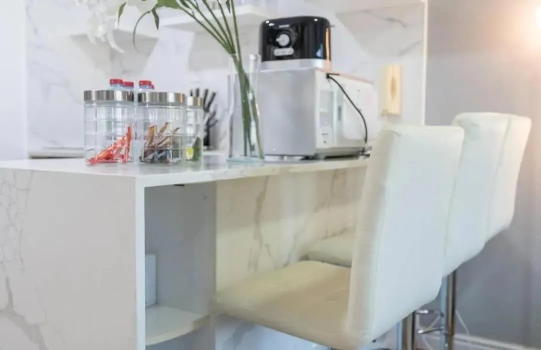 Stunning 2 Bed Great Metro Access Apartamento Dubai