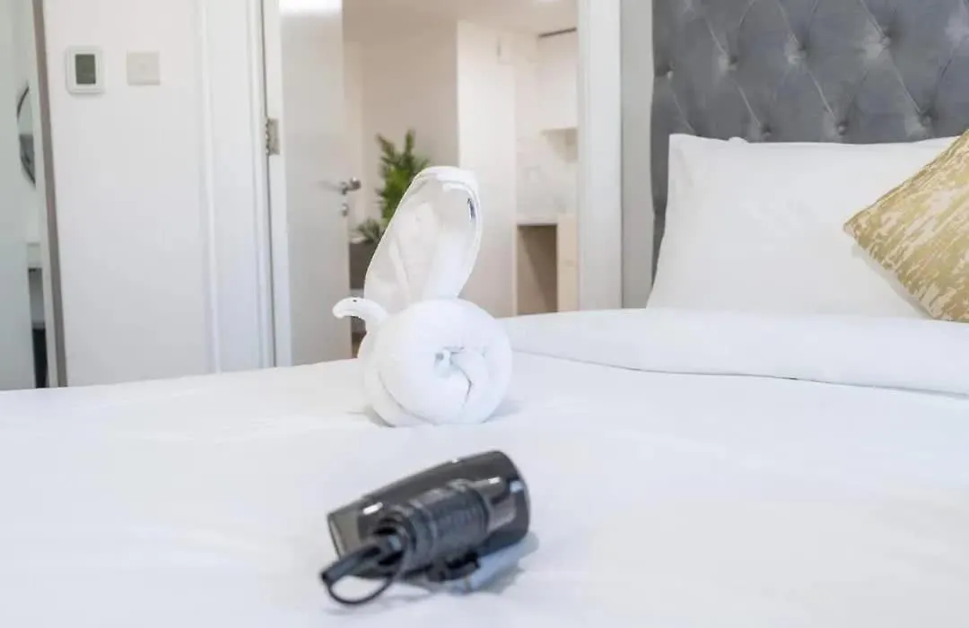 Stunning 2 Bed Great Metro Access Apartamento Dubai